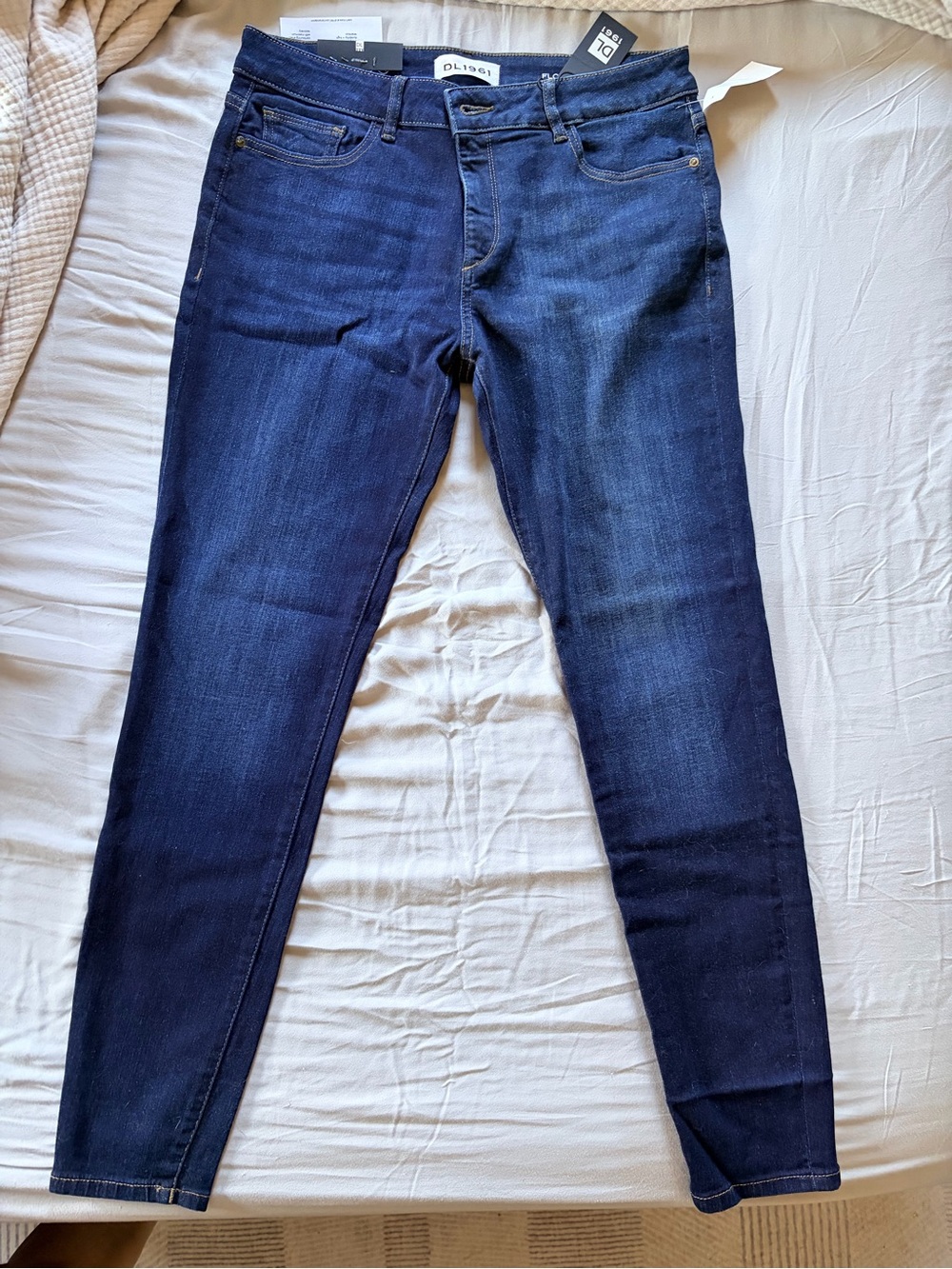 DL1961 Women's Skinny Jeans - Dark Blue Wash